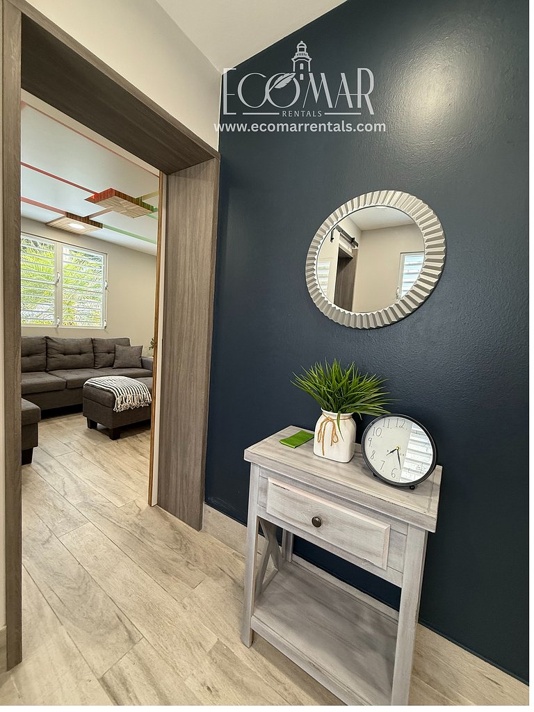 EcoMar Rentals #4: Near Beach Couple's Tropical Retreat