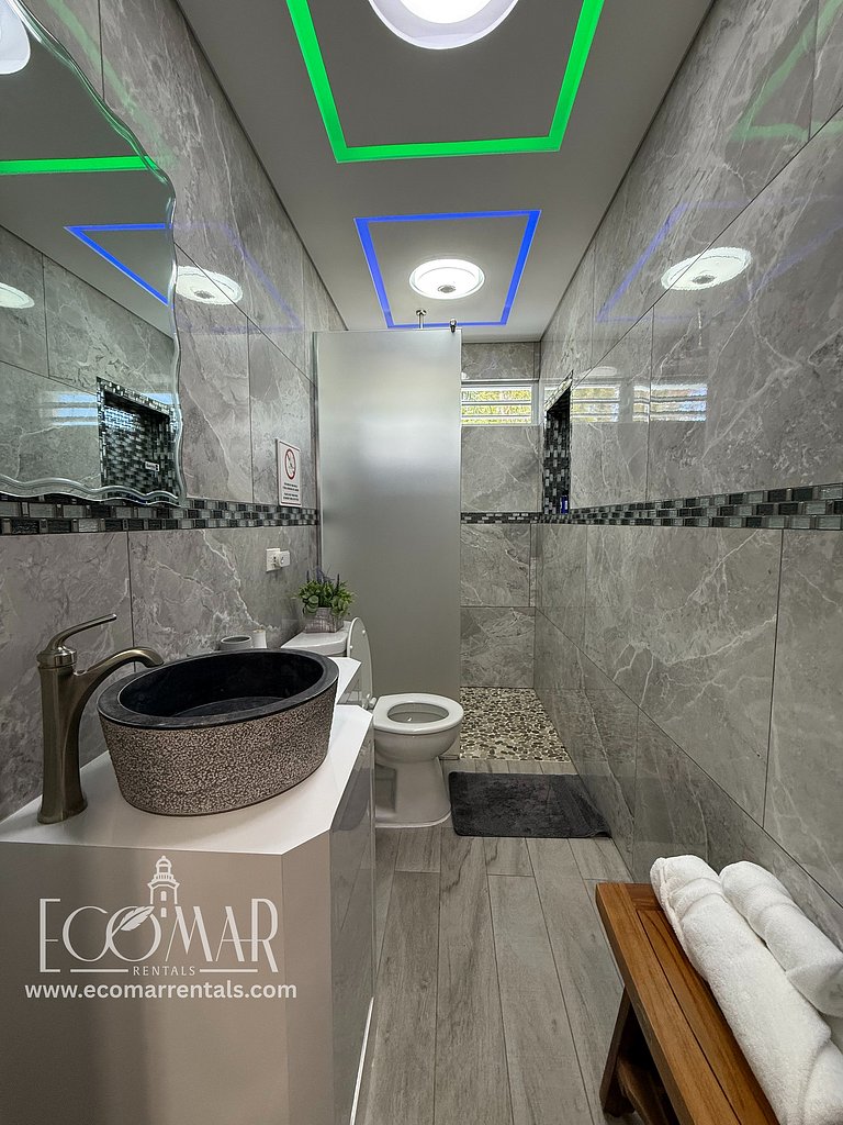 EcoMar Rentals House: Nature, Pool & Beach